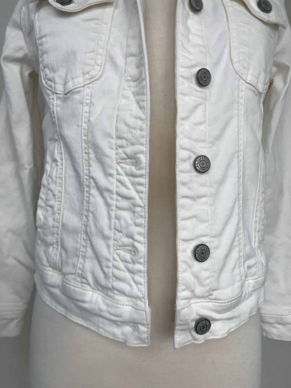 Prosperity Women's White Stretch Denim Jacket Size Small Coastal Cowgirl Casual - Picture 7 of 16